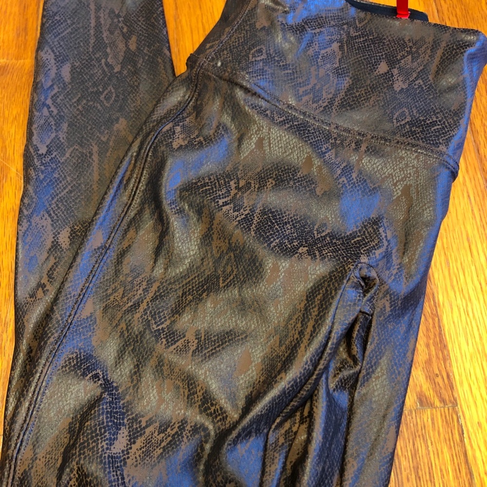 SPANX Faux Leather Snakeskin Leggings